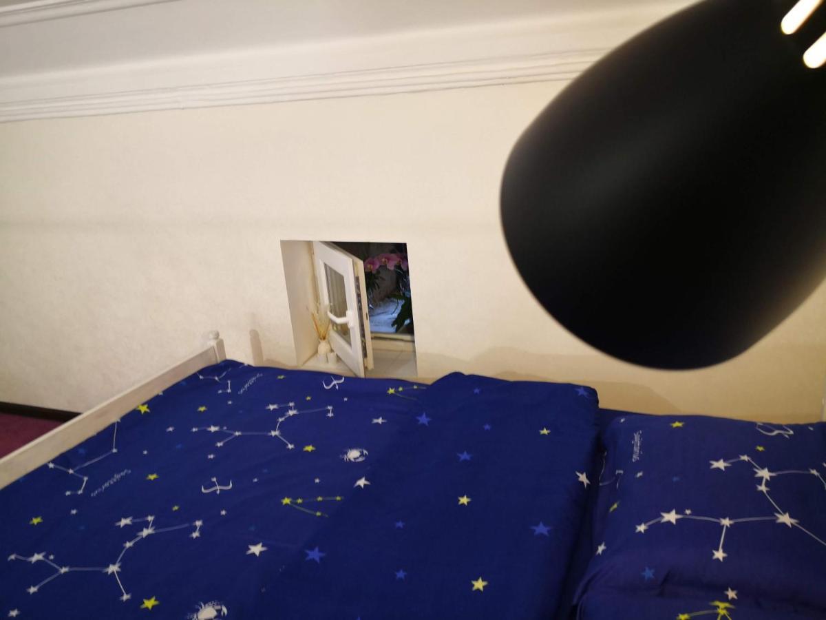 Затишні Апартаменти, Вулиця Дерибасівська, 13 敖德萨 外观 照片